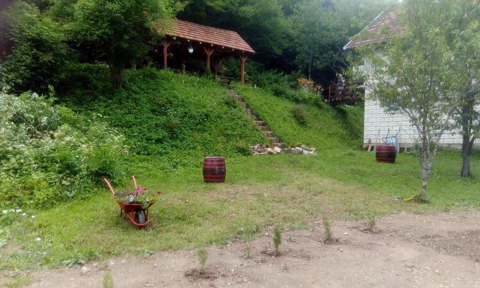 Turisticki Kompleks - Montana Tjentiste Zewnętrze zdjęcie